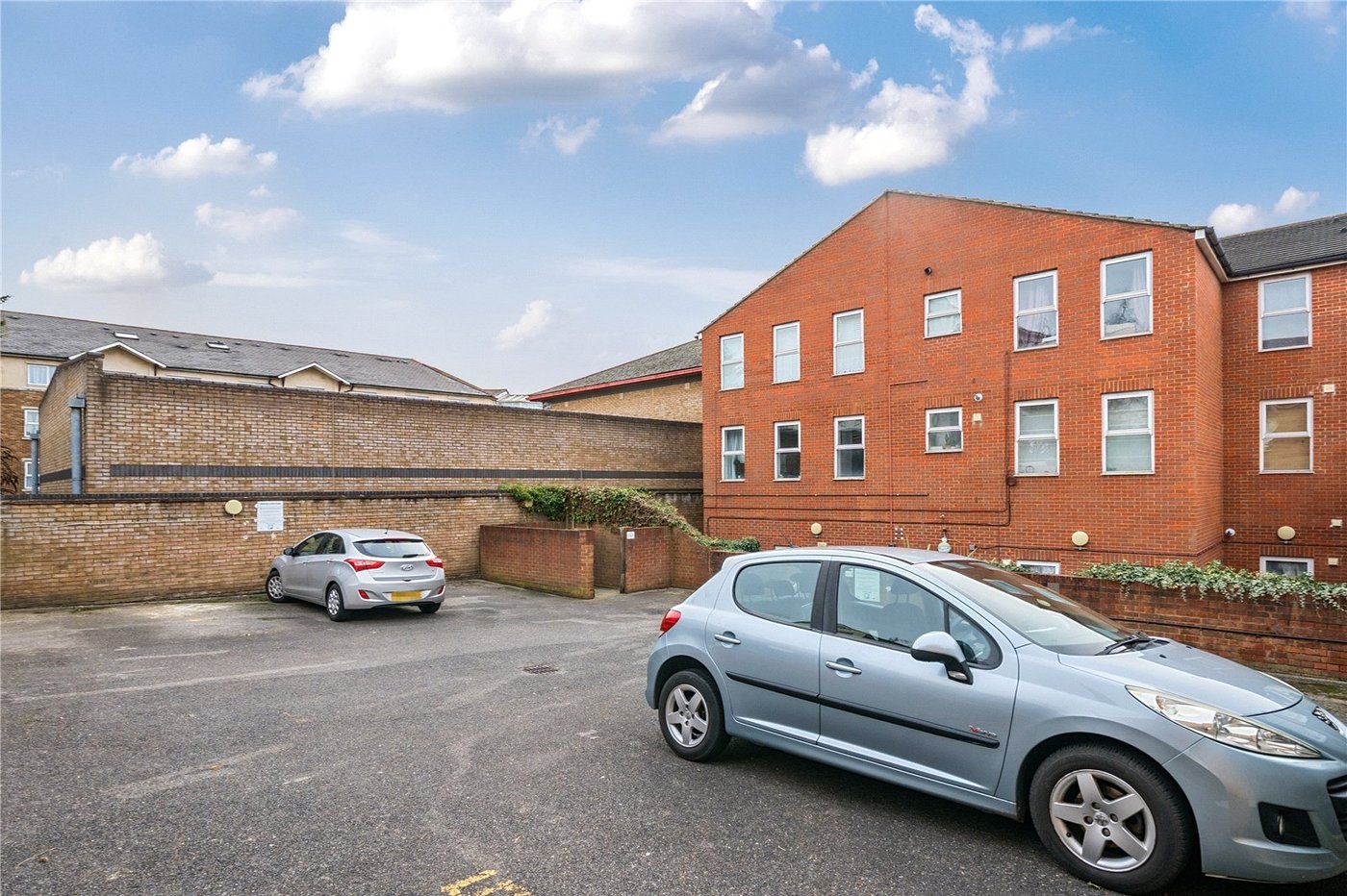 1 bedroom property for sale in Sydenham | Robinson Jackson