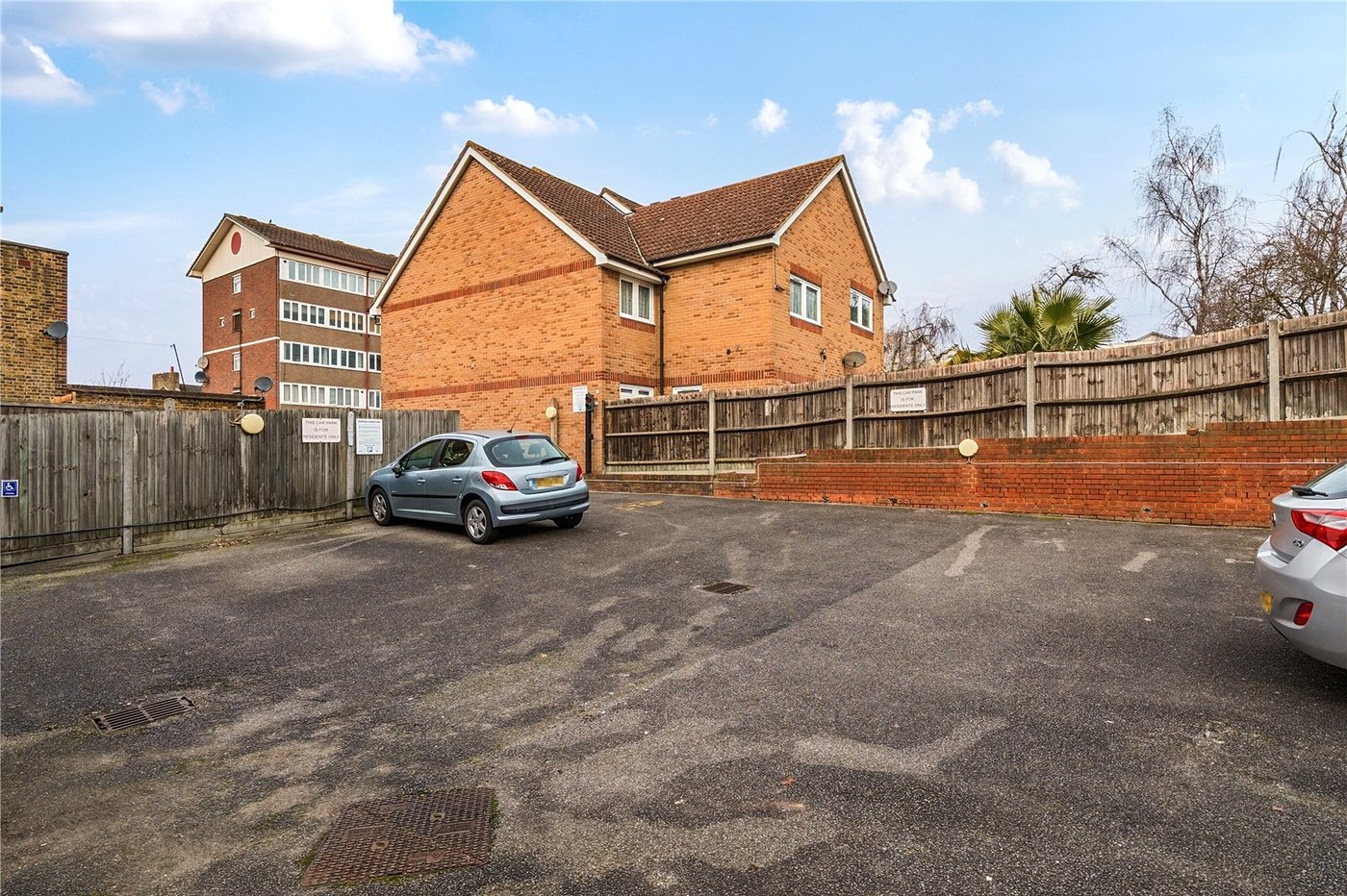 1 bedroom property for sale in Sydenham | Robinson Jackson