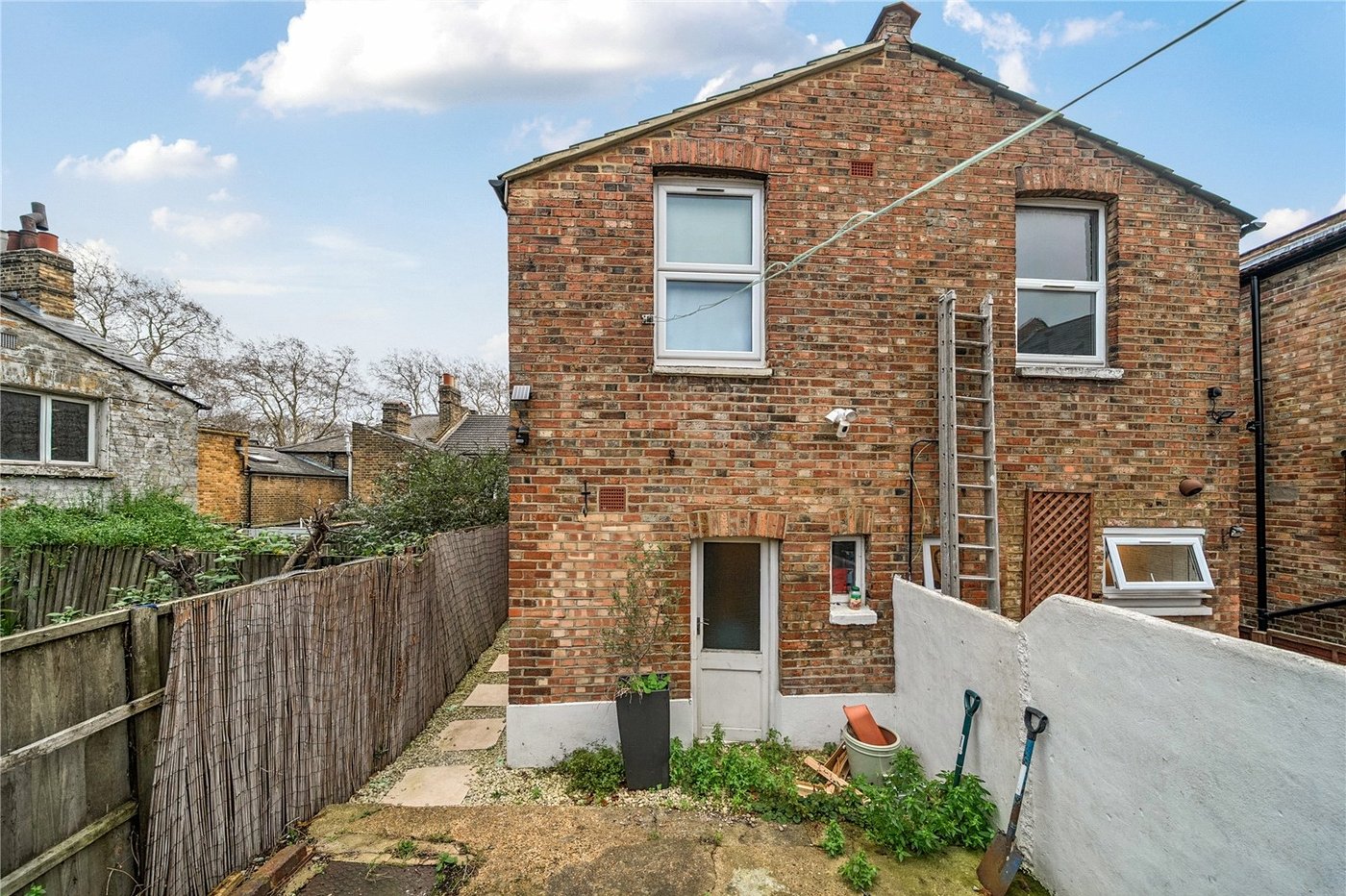 1 bedroom property for sale in Sydenham | Robinson Jackson