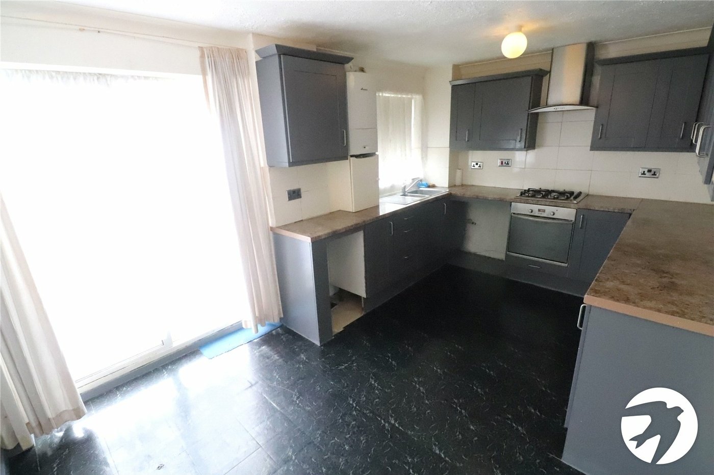 3 bedroom house for sale in London | Robinson Jackson