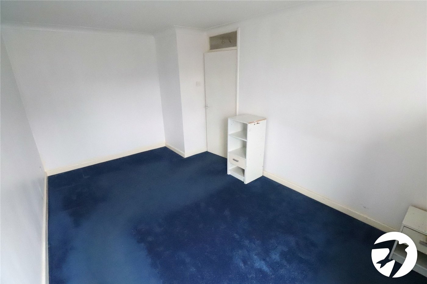 3 bedroom house for sale in London | Robinson Jackson