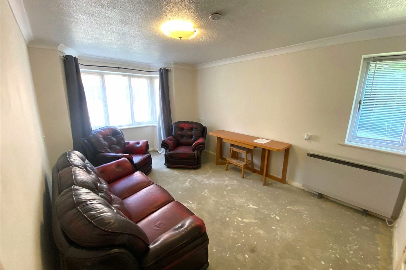 2 bedroom property for sale in London | Robinson Jackson