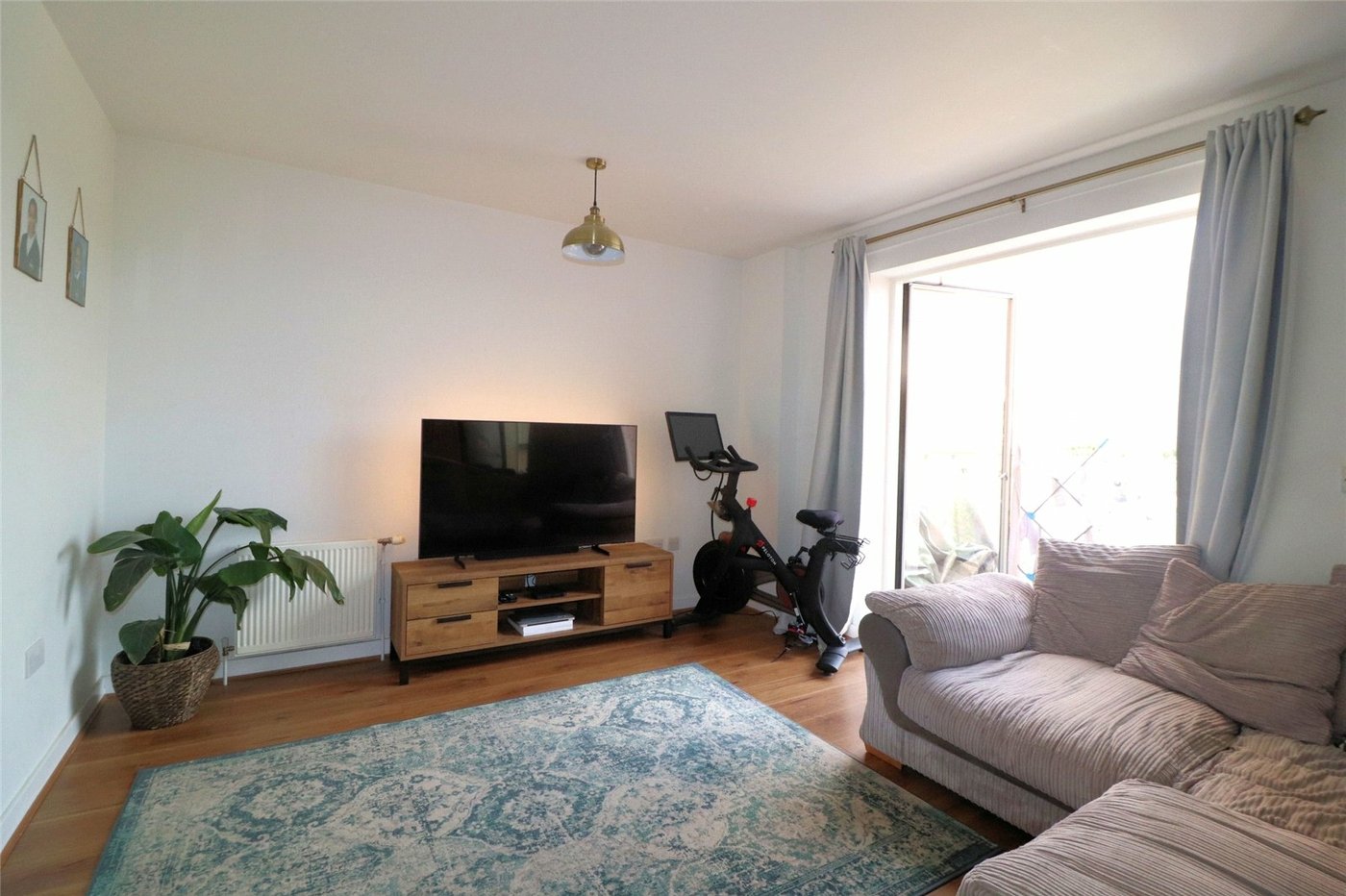 2 bedroom property for sale in Callender Road | Robinson Jackson