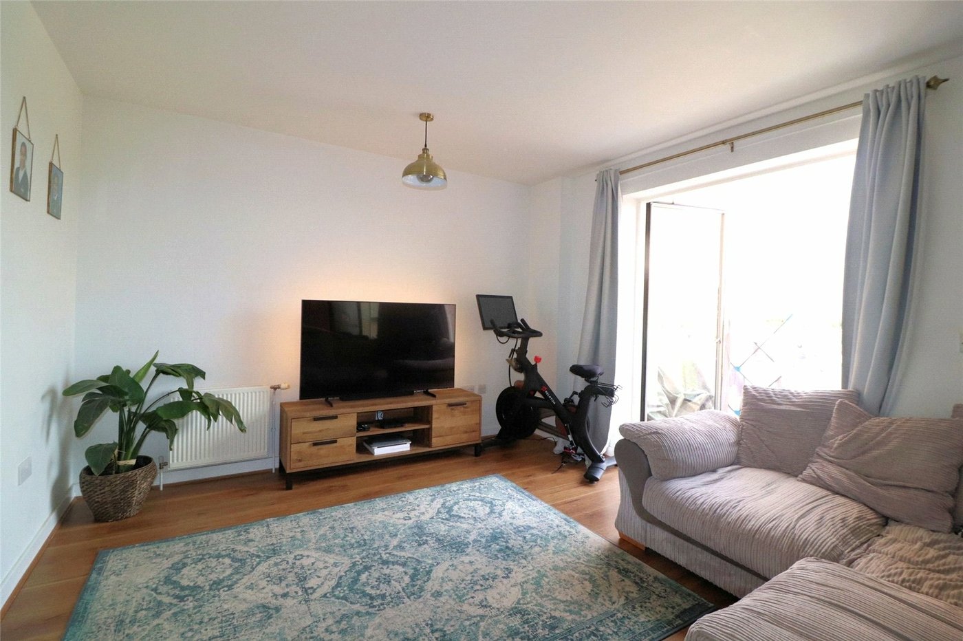 2 bedroom property for sale in Callender Road | Robinson Jackson