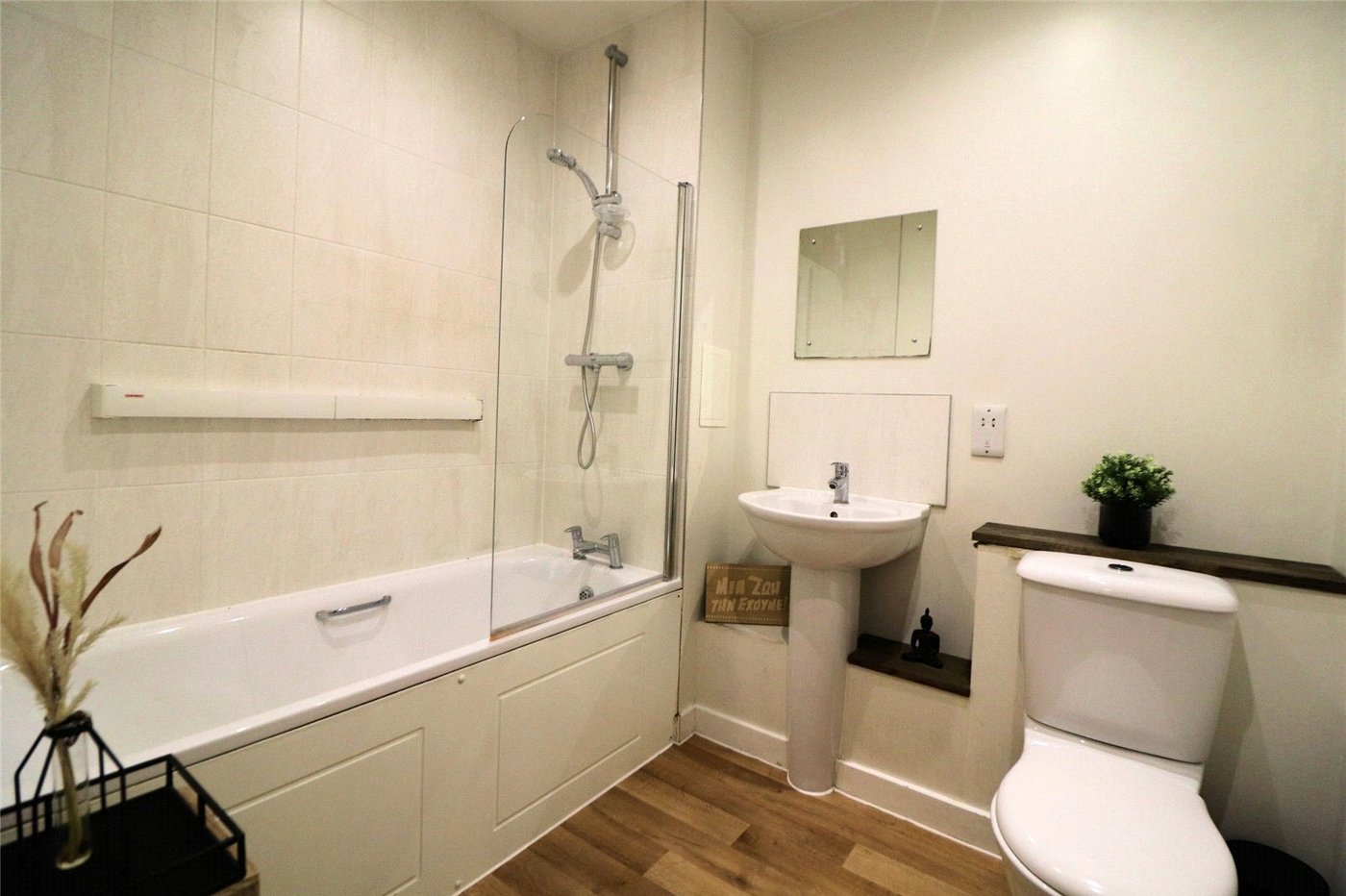 2 bedroom property for sale in Callender Road | Robinson Jackson