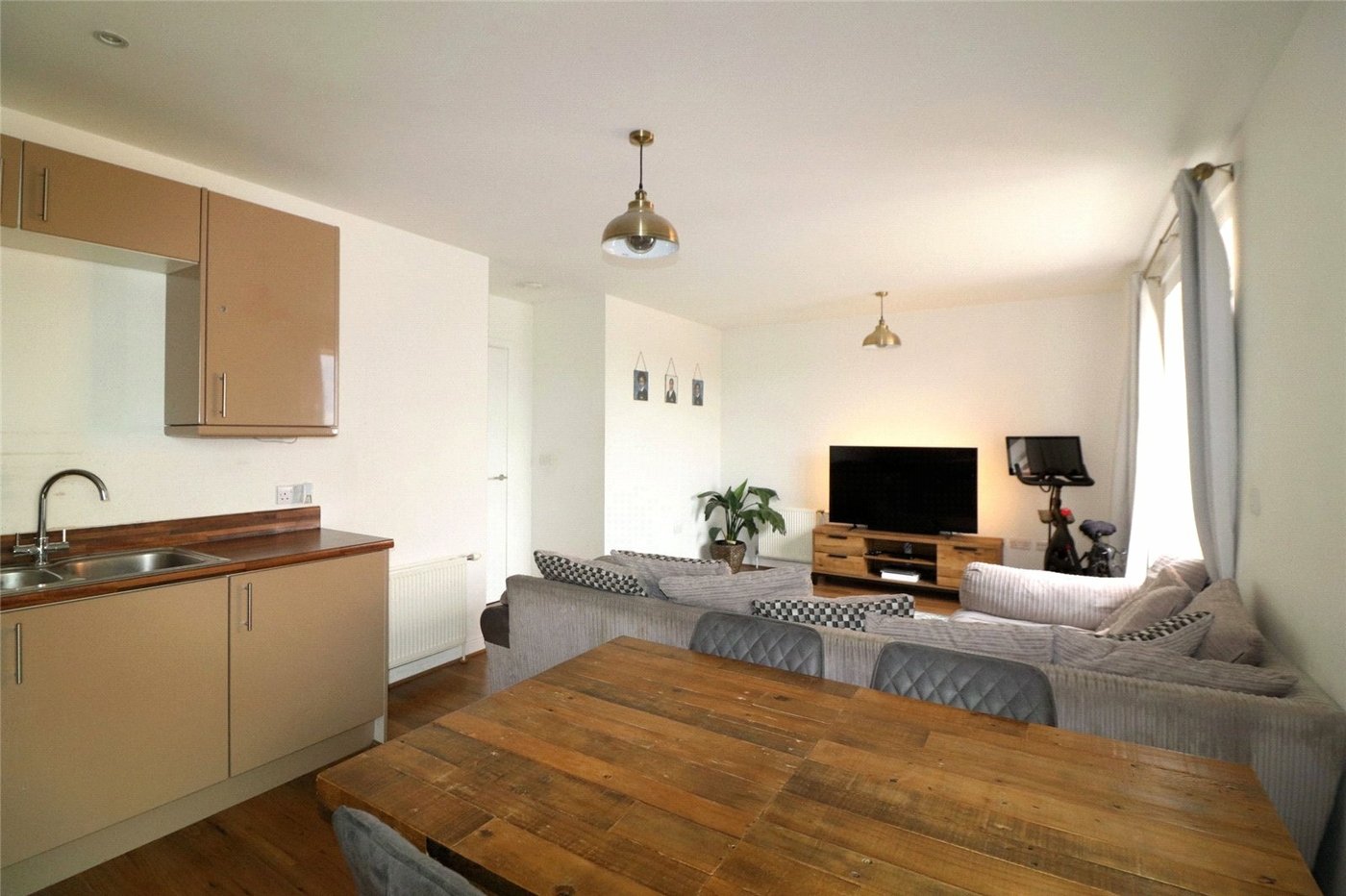 2 bedroom property for sale in Callender Road | Robinson Jackson