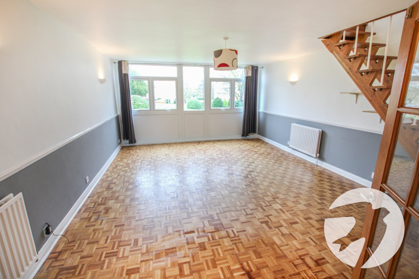 3 bedroom property for sale in London | Robinson Jackson