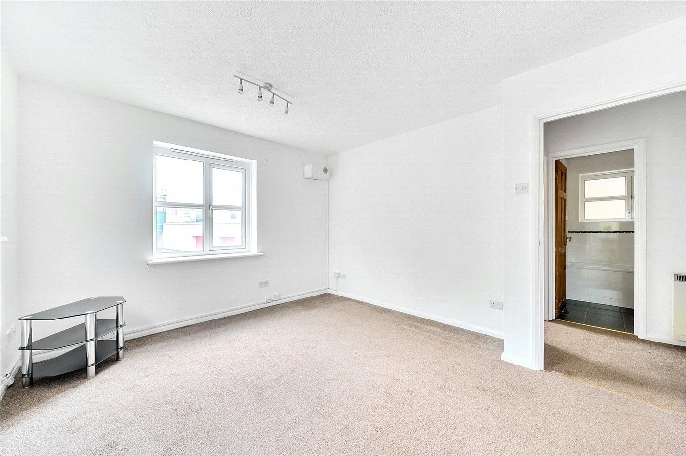 1 bedroom property for sale in Sydenham | Robinson Jackson