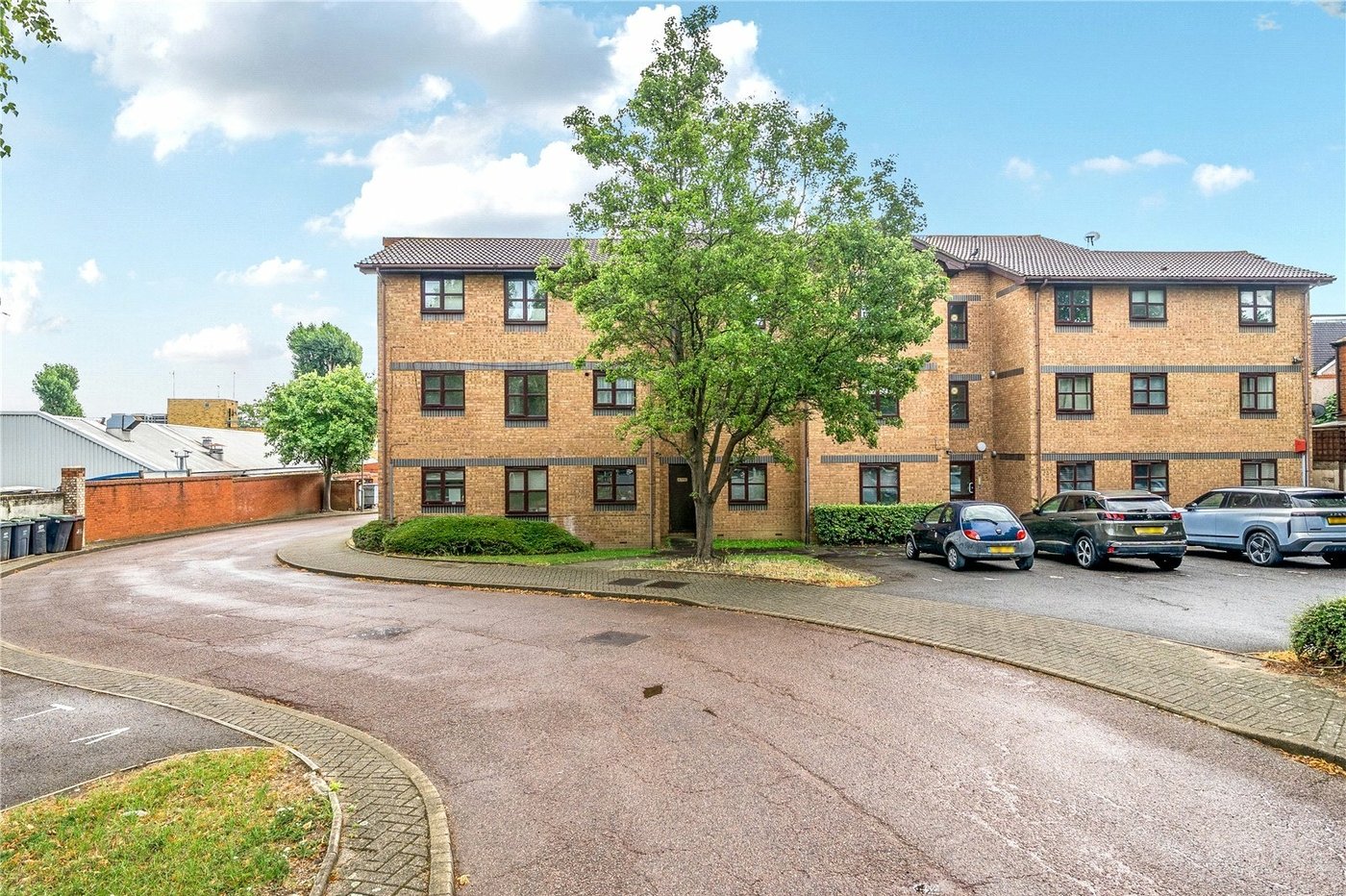 1 bedroom property for sale in Sydenham | Robinson Jackson