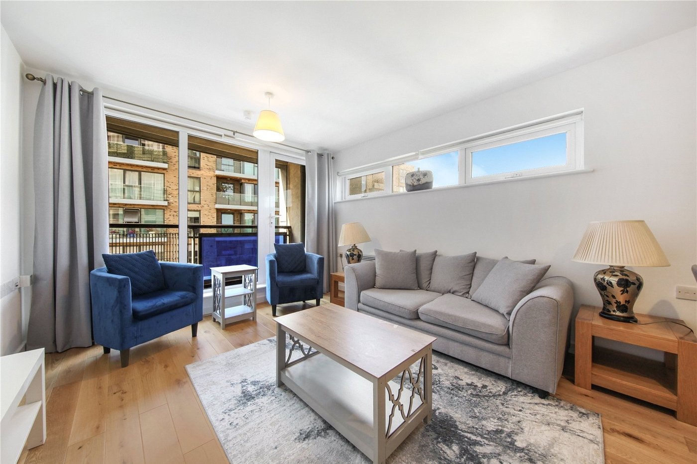 2 bedroom property for sale in London | Robinson Jackson