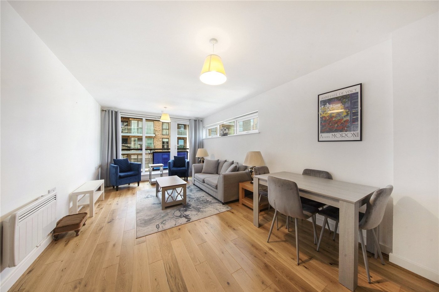 2 bedroom property for sale in London | Robinson Jackson