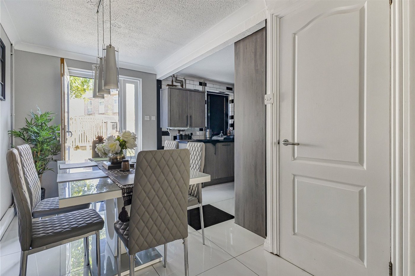 3 bedroom house for sale in Rainham | Robinson Michael & Jackson