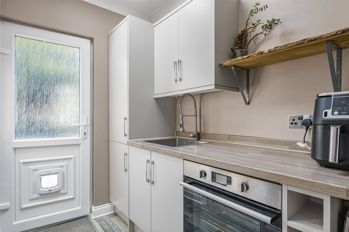 2 bedroom house for sale in Northfleet | Robinson Michael & Jackson