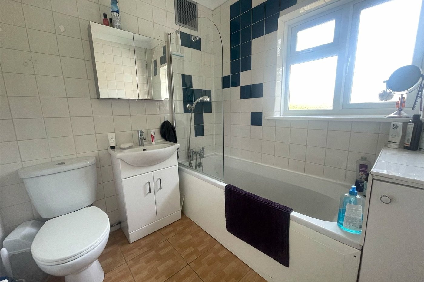 3 bedroom house for sale in Gravesend | Robinson Michael & Jackson