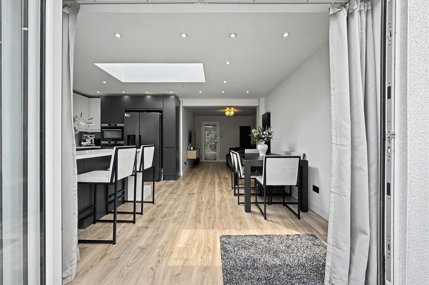 2 bedroom bungalow for sale in Rainham | Robinson Michael & Jackson