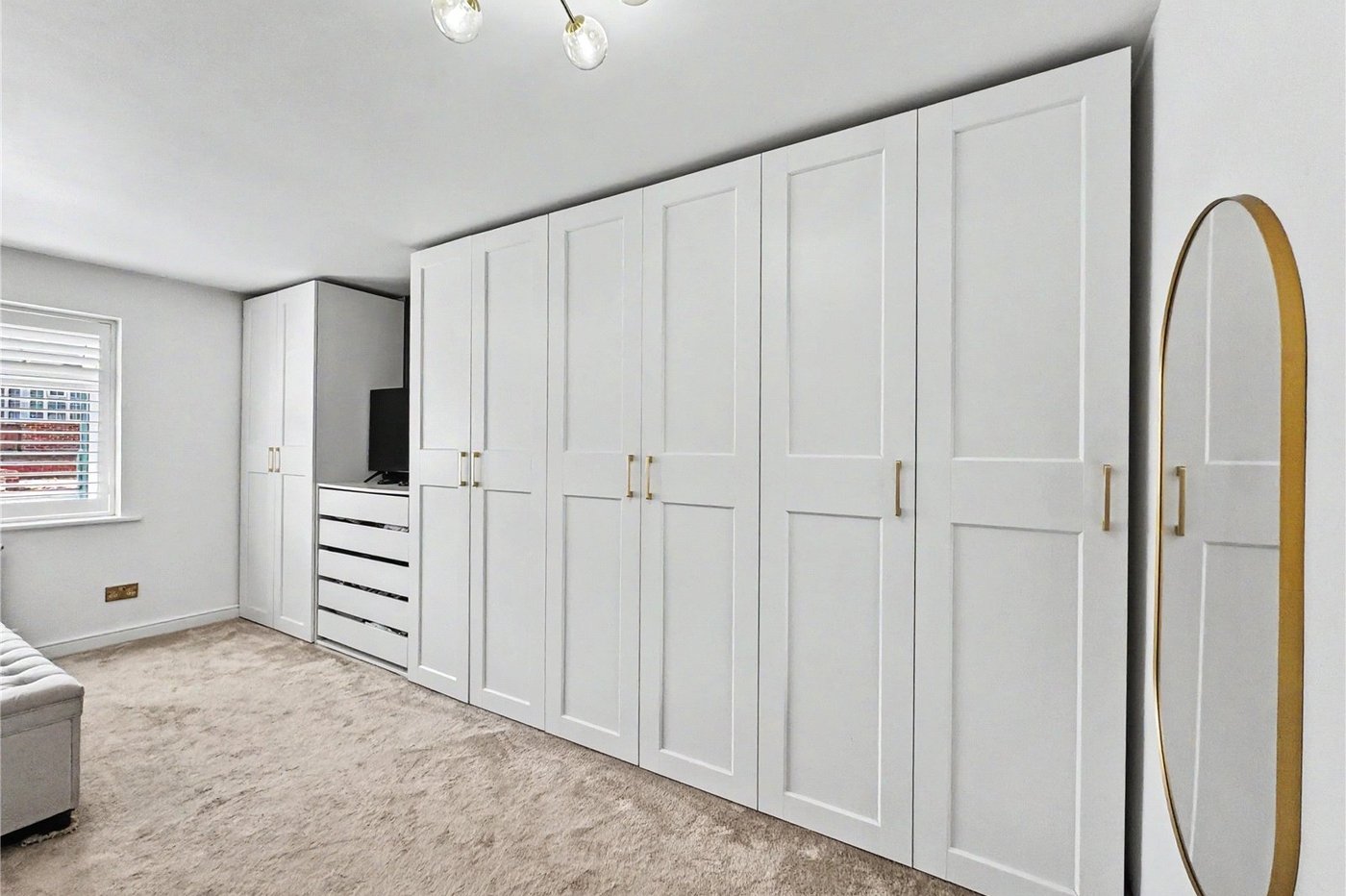 2 bedroom bungalow for sale in Rainham | Robinson Michael & Jackson