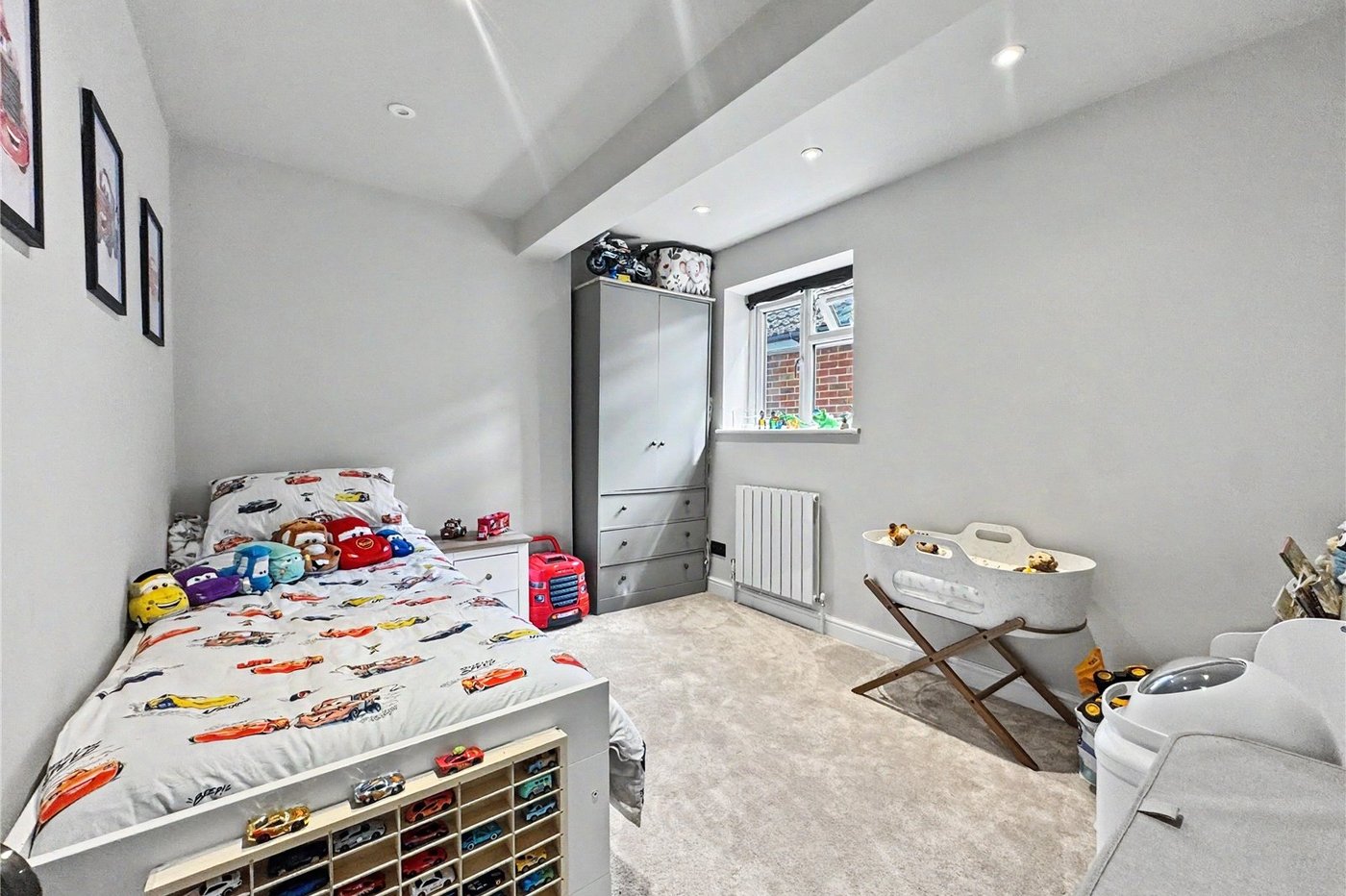 2 bedroom bungalow for sale in Rainham | Robinson Michael & Jackson