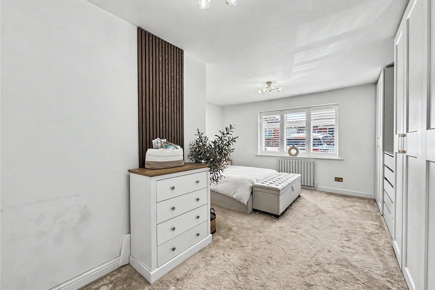 2 bedroom bungalow for sale in Rainham | Robinson Michael & Jackson