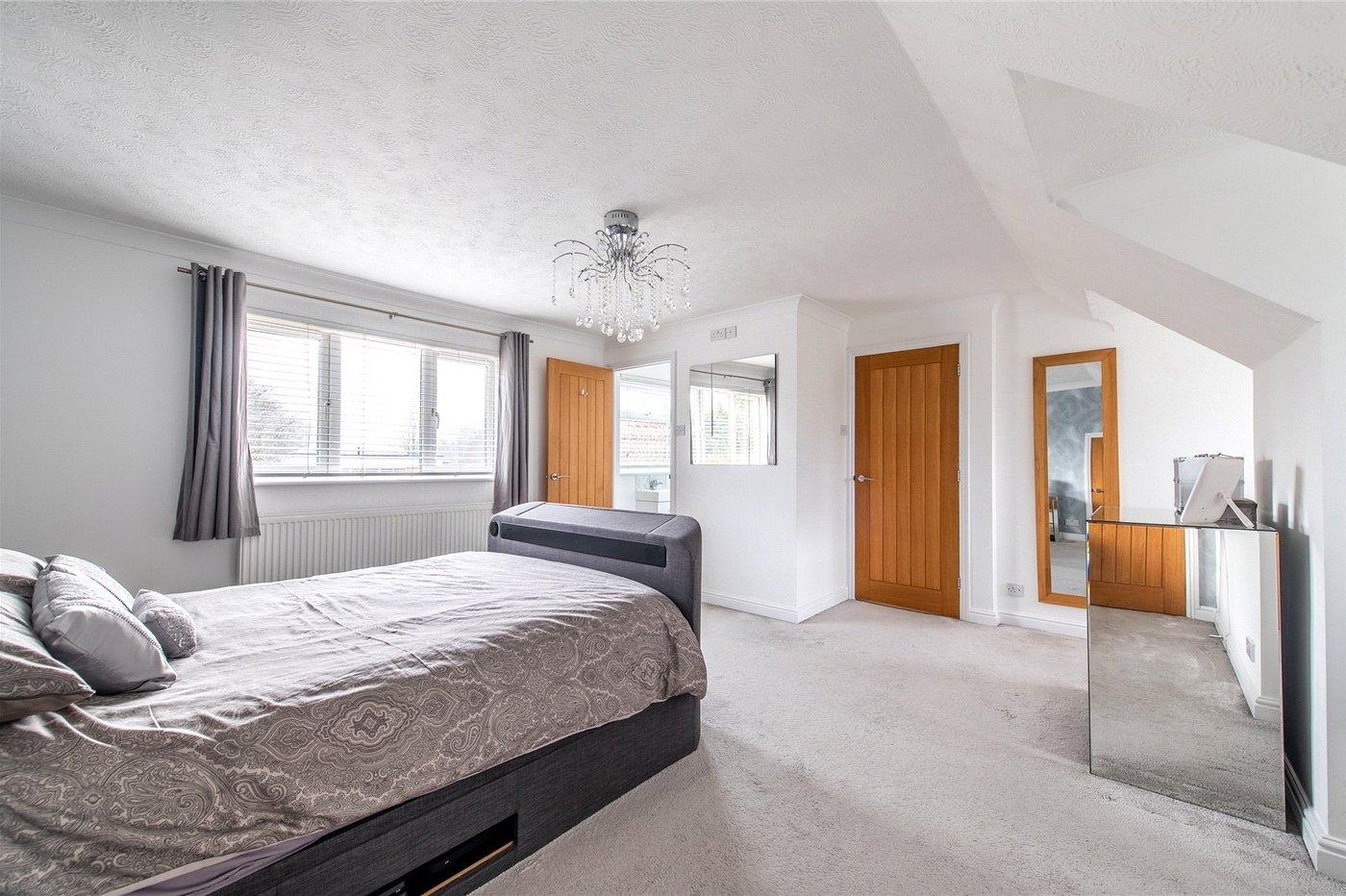 4 bedroom house for sale in Sittingbourne | Robinson Michael & Jackson