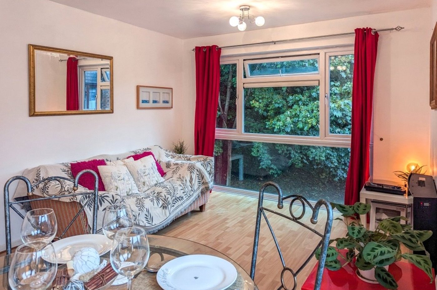 1 bedroom property for sale in Forest Hill | Robinson Jackson