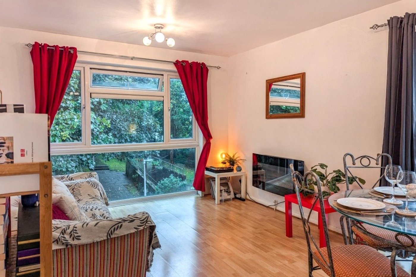 1 bedroom property for sale in Forest Hill | Robinson Jackson