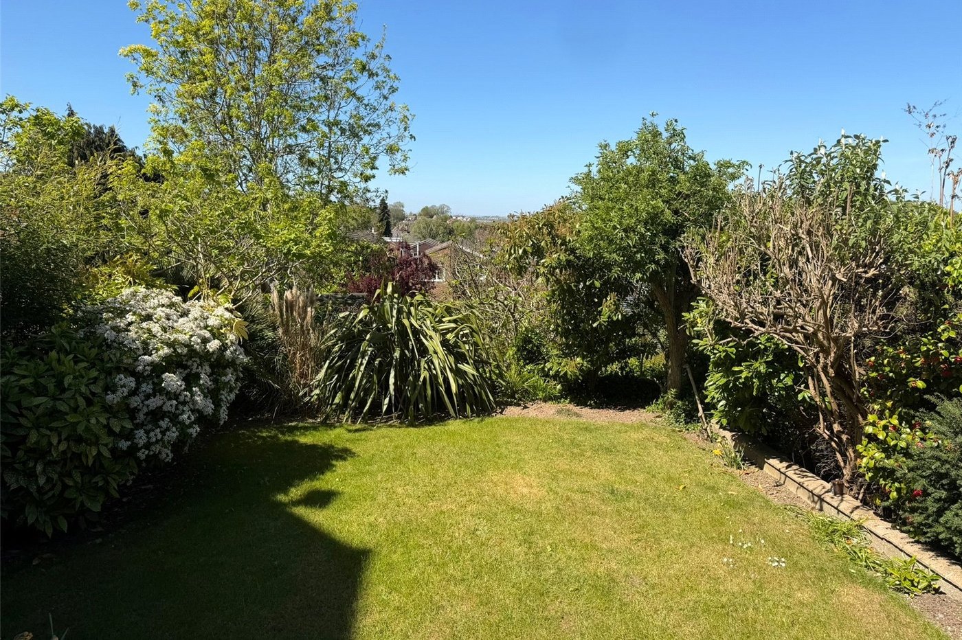 4 bedroom house for sale in Higham | Robinson Michael & Jackson
