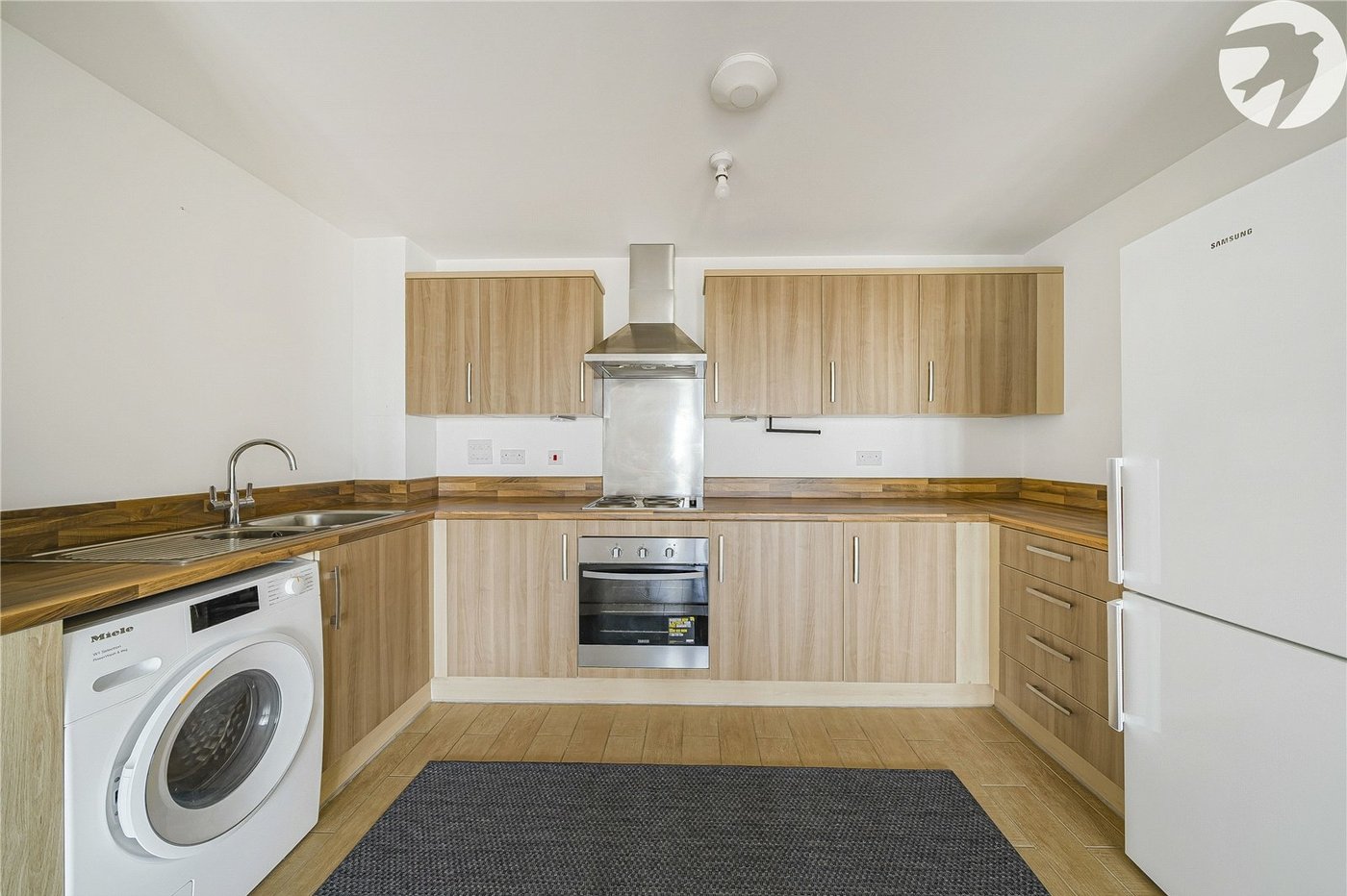 2 bedroom property for sale in Dartford | Robinson Jackson