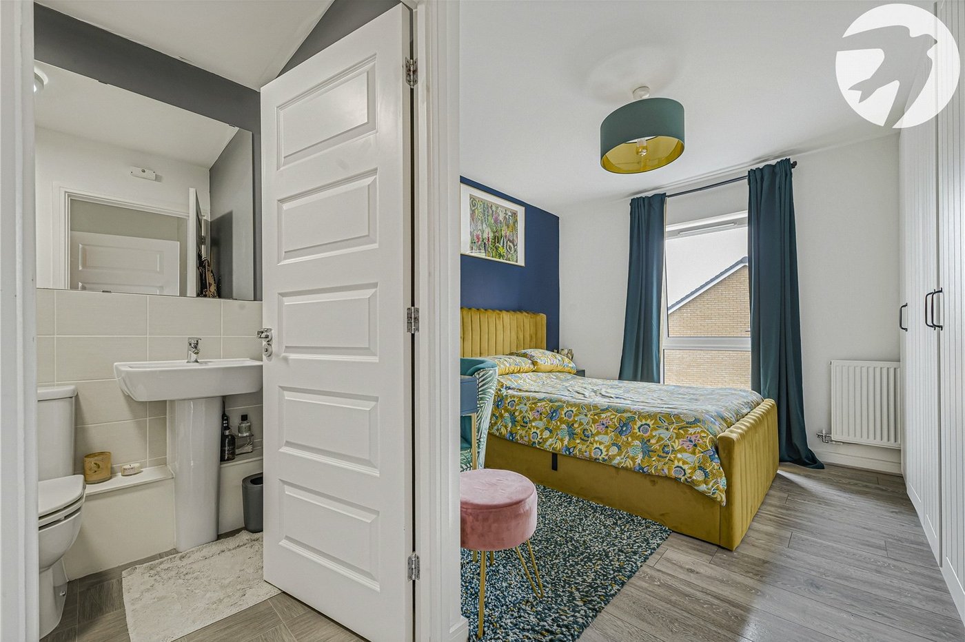 2 bedroom property for sale in Dartford | Robinson Jackson