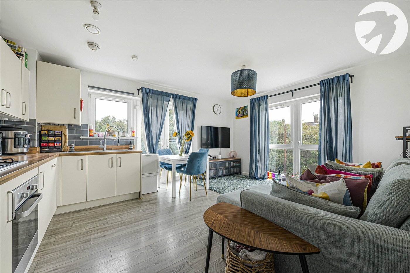 2 bedroom property for sale in Dartford | Robinson Jackson