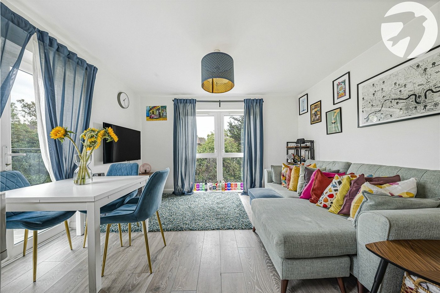 2 bedroom property for sale in Dartford | Robinson Jackson