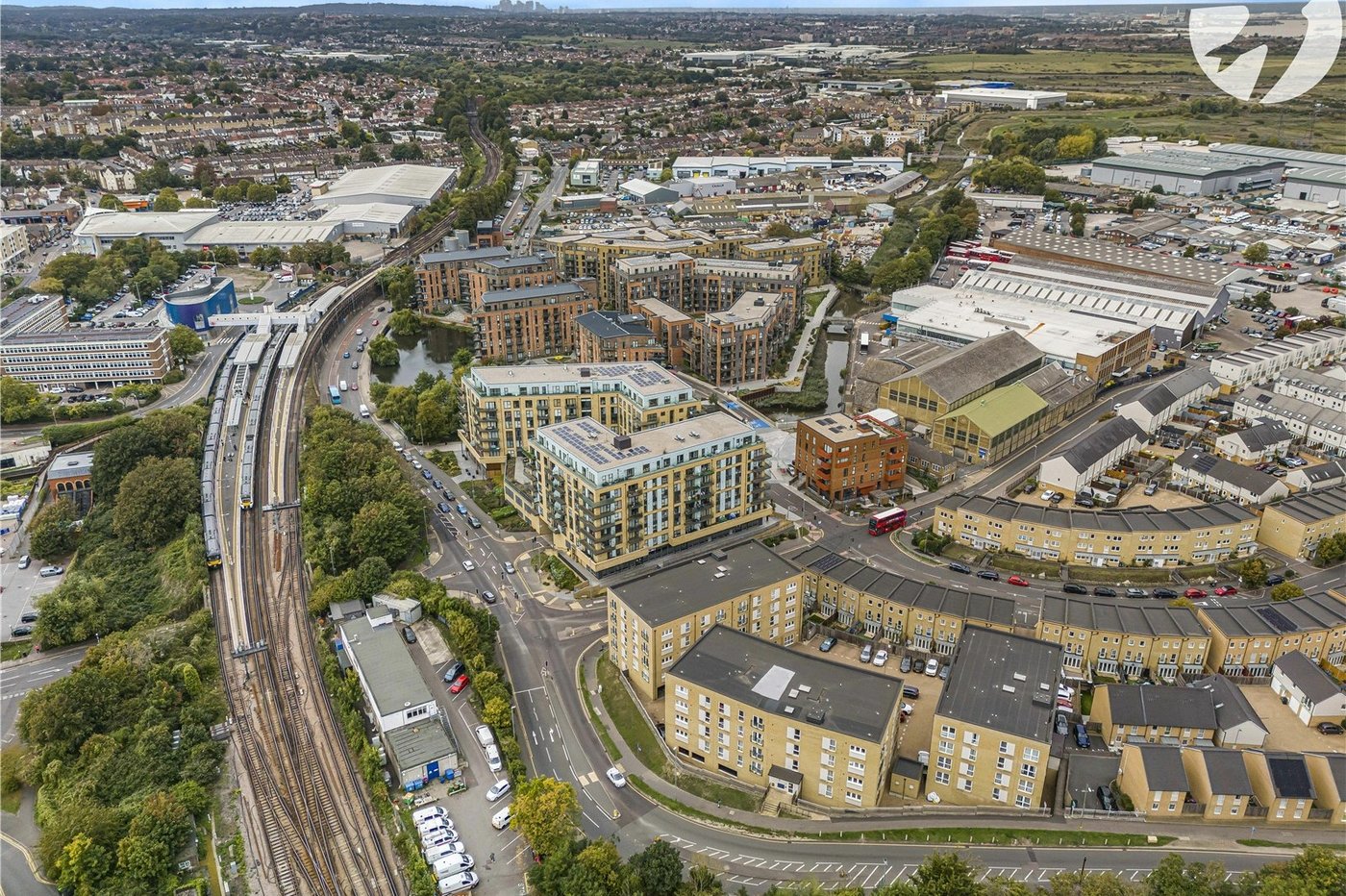 2 bedroom property for sale in Dartford | Robinson Jackson