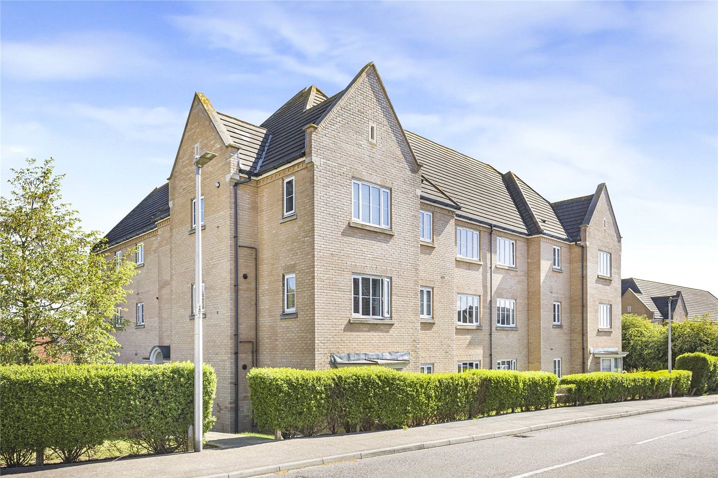 1 bedroom property for sale in Hoo | Robinson Michael & Jackson
