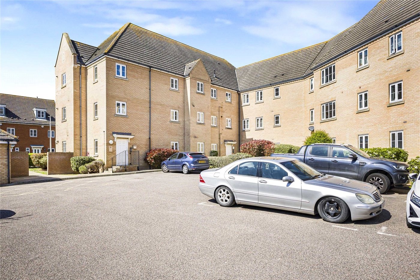 1 bedroom property for sale in Hoo | Robinson Michael & Jackson