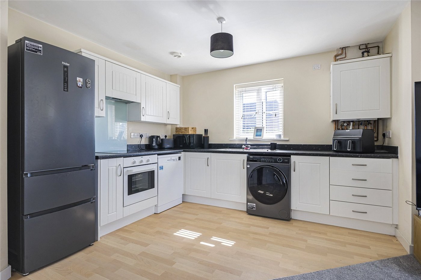 1 bedroom property for sale in Hoo | Robinson Michael & Jackson