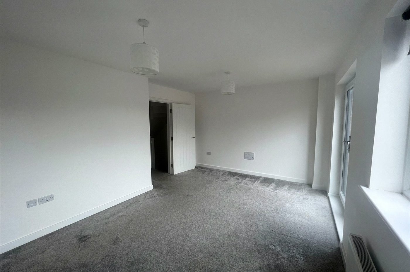 4 bedroom property for sale in Northfleet | Robinson Michael & Jackson