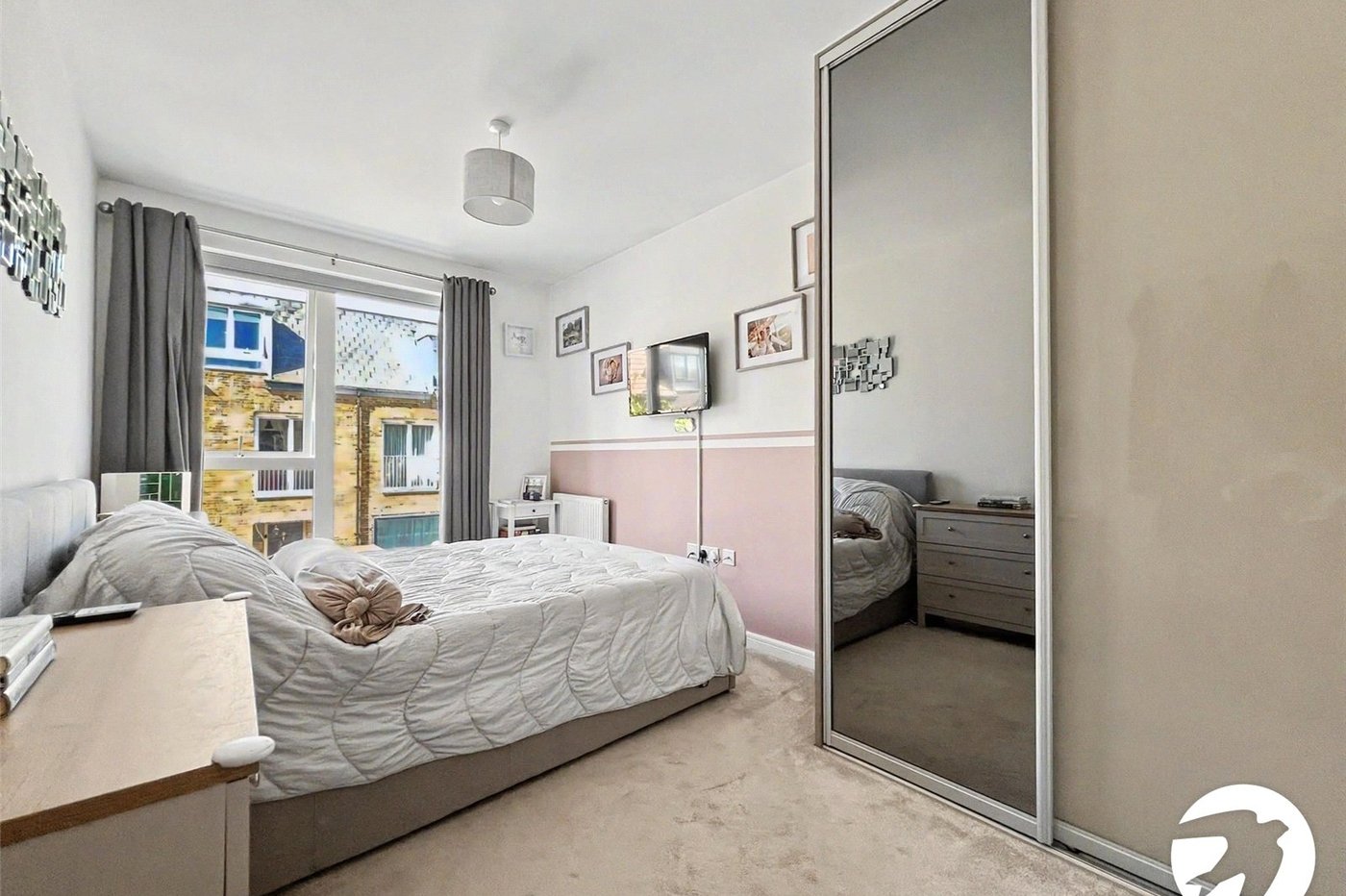 3 bedroom house for sale in Rochester | Robinson Michael & Jackson