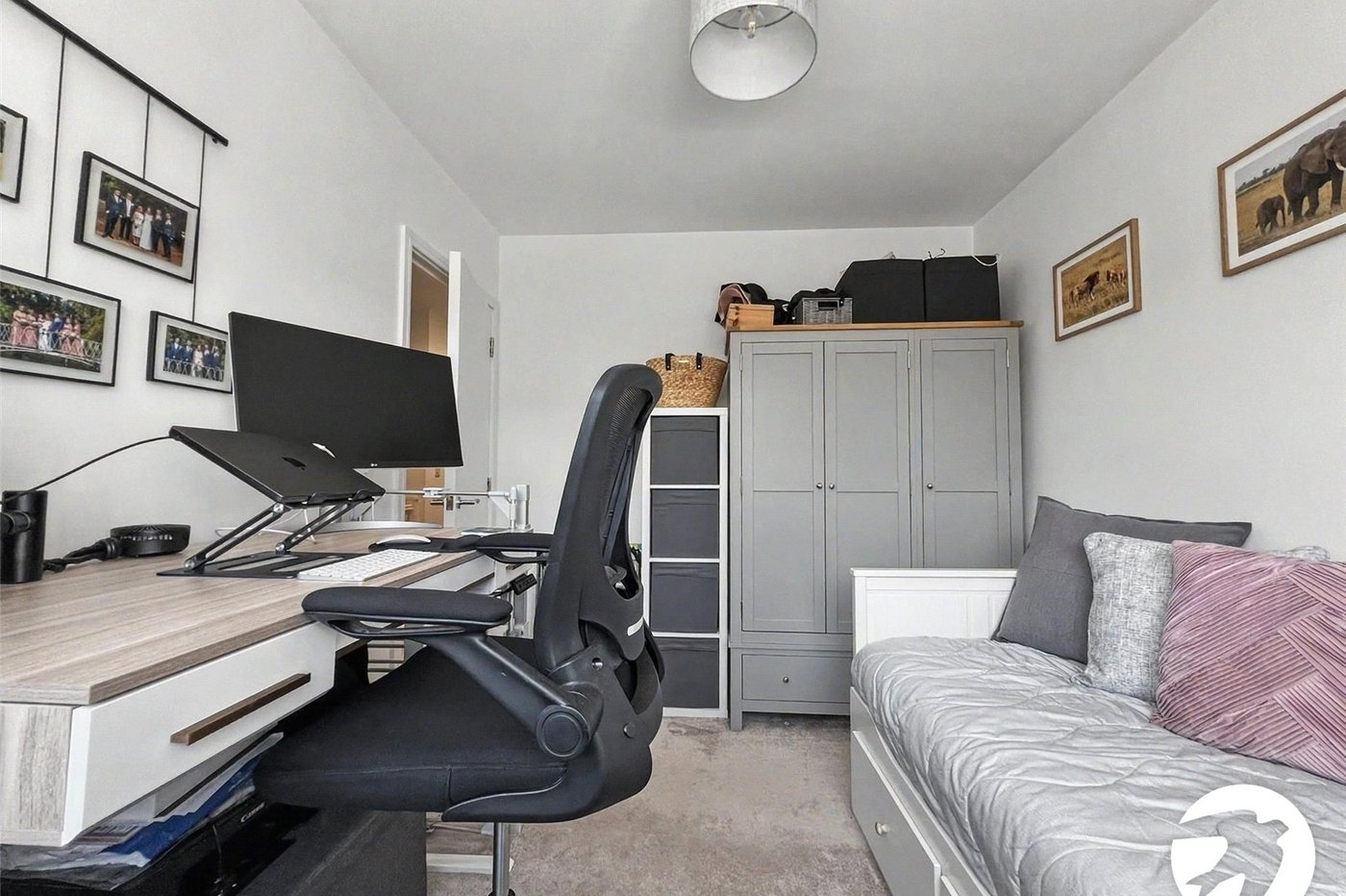 3 bedroom house for sale in Rochester | Robinson Michael & Jackson