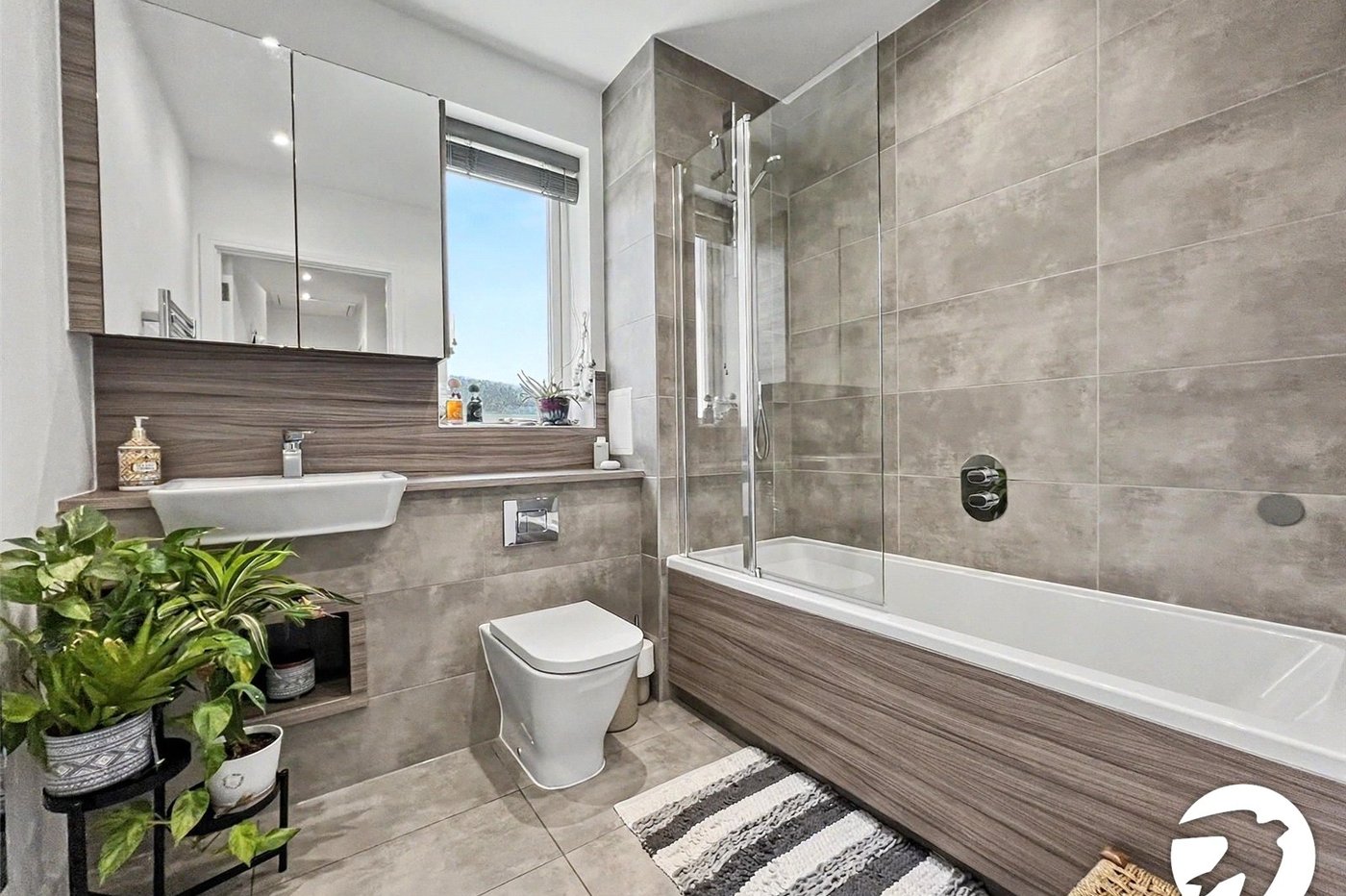 3 bedroom house for sale in Rochester | Robinson Michael & Jackson