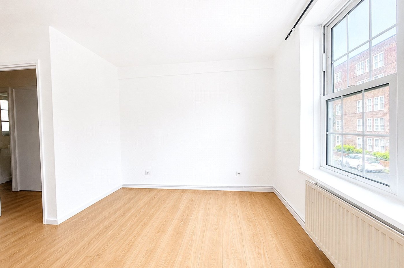 2 bedroom property for sale in London | Robinson Jackson