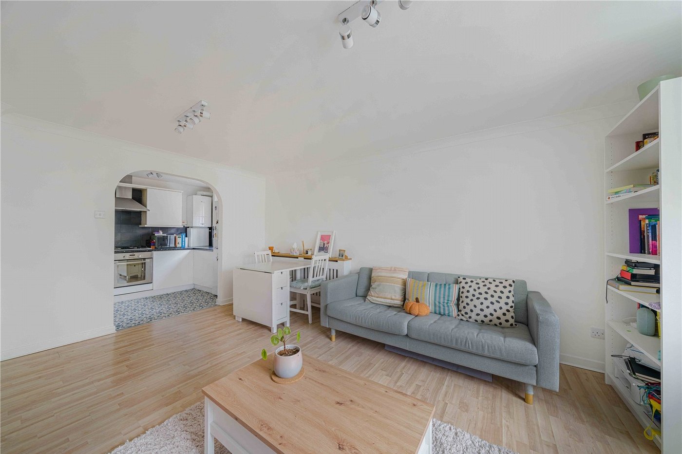 1 bedroom property for sale in Greenhithe | Robinson Jackson