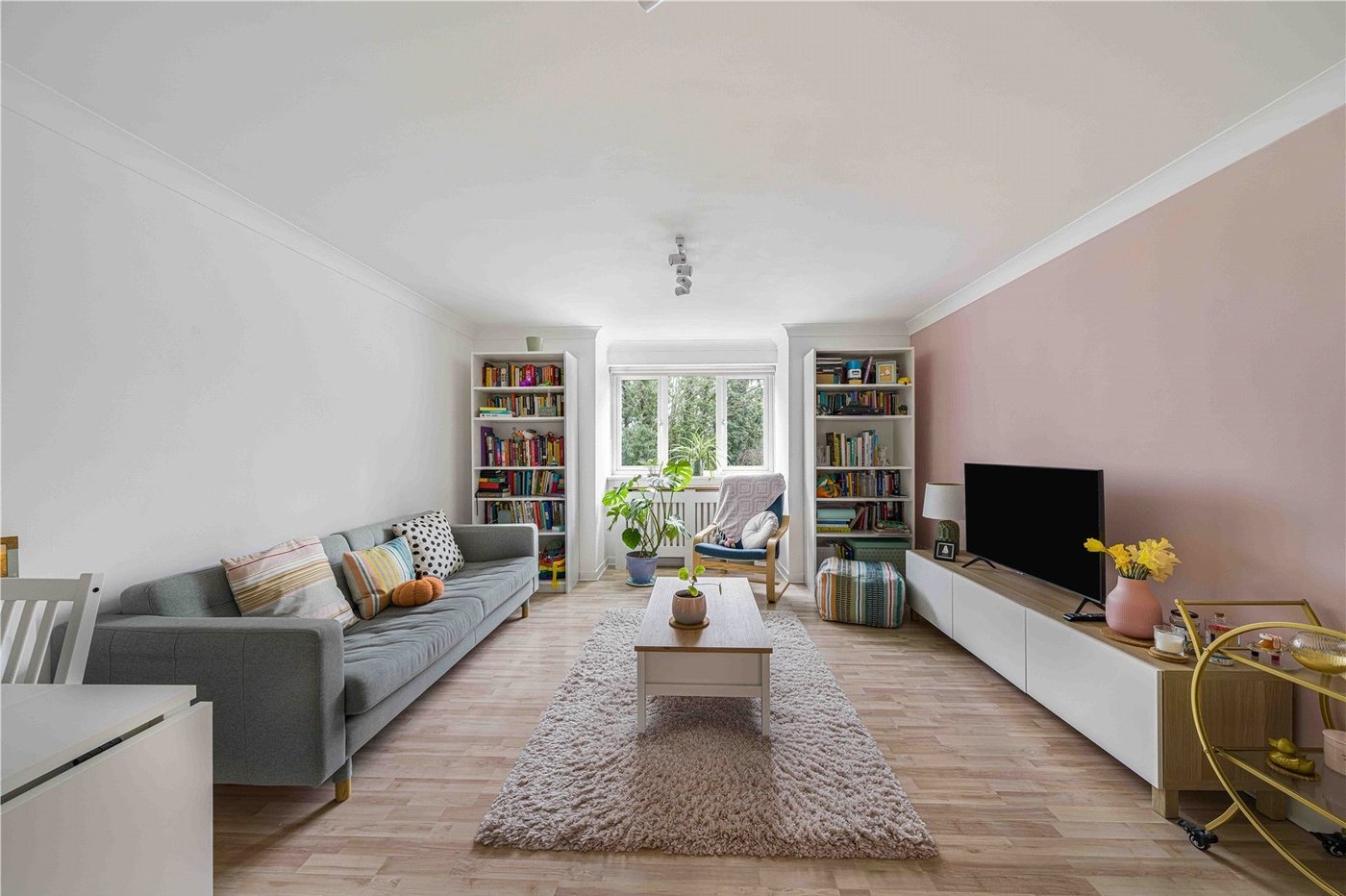 1 bedroom property for sale in Greenhithe | Robinson Jackson