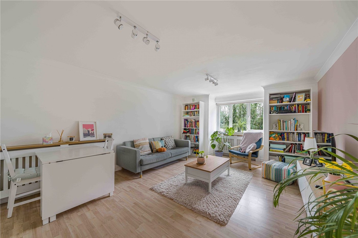 1 bedroom property for sale in Greenhithe | Robinson Jackson