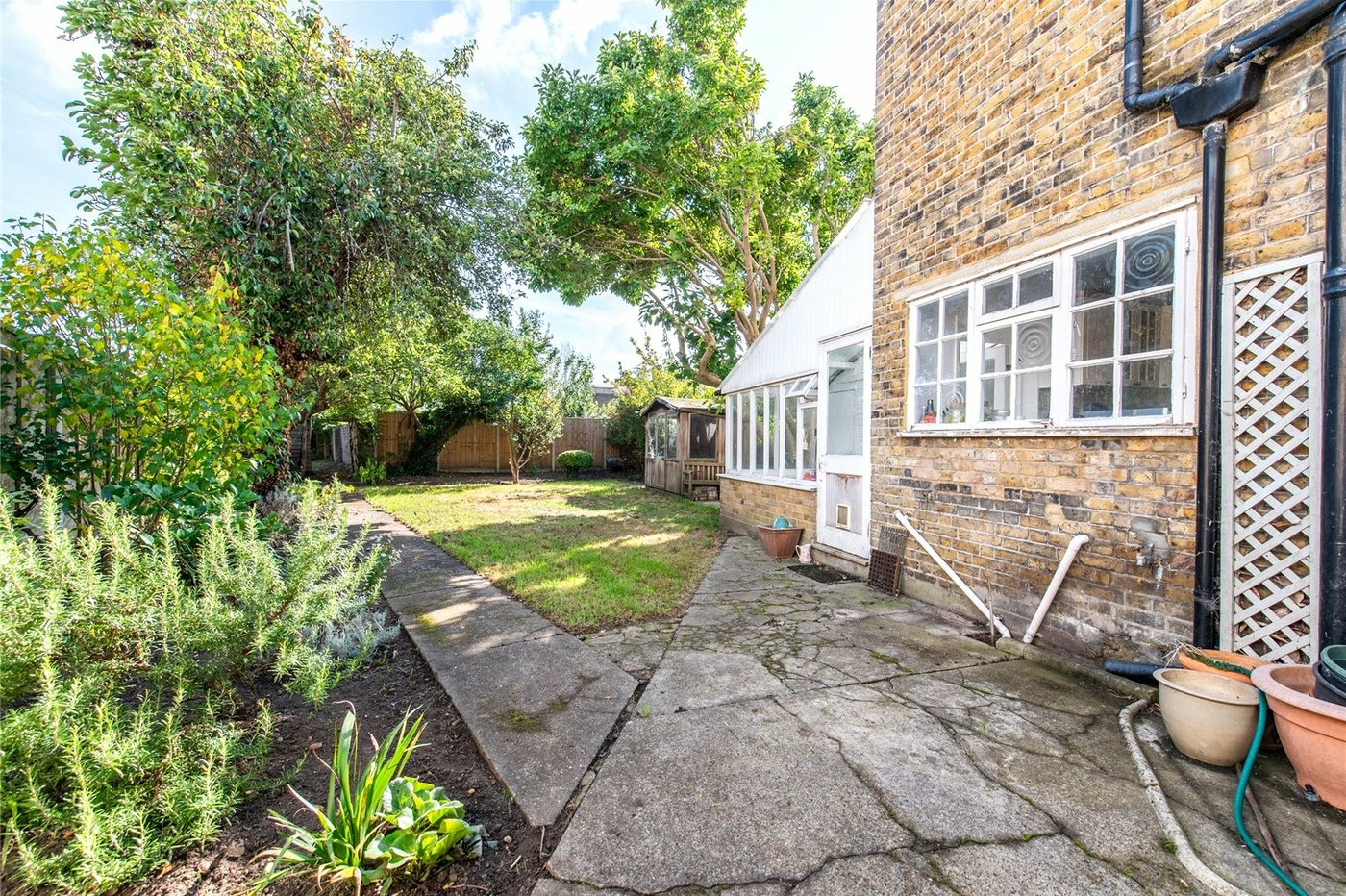 4 bedroom house for sale in Gravesend | Robinson Michael & Jackson