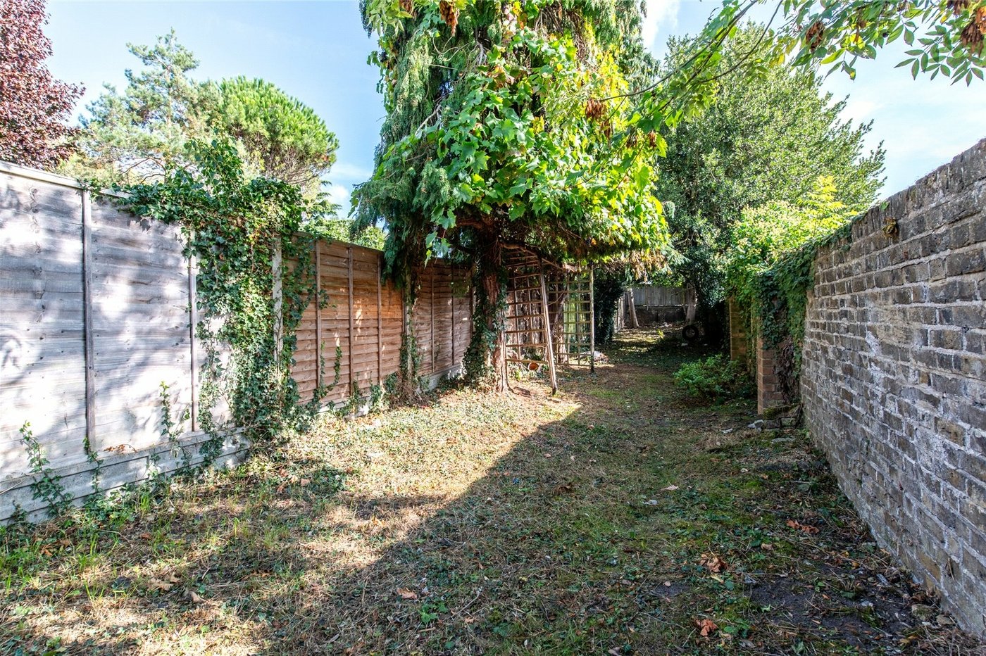 4 bedroom house for sale in Gravesend | Robinson Michael & Jackson