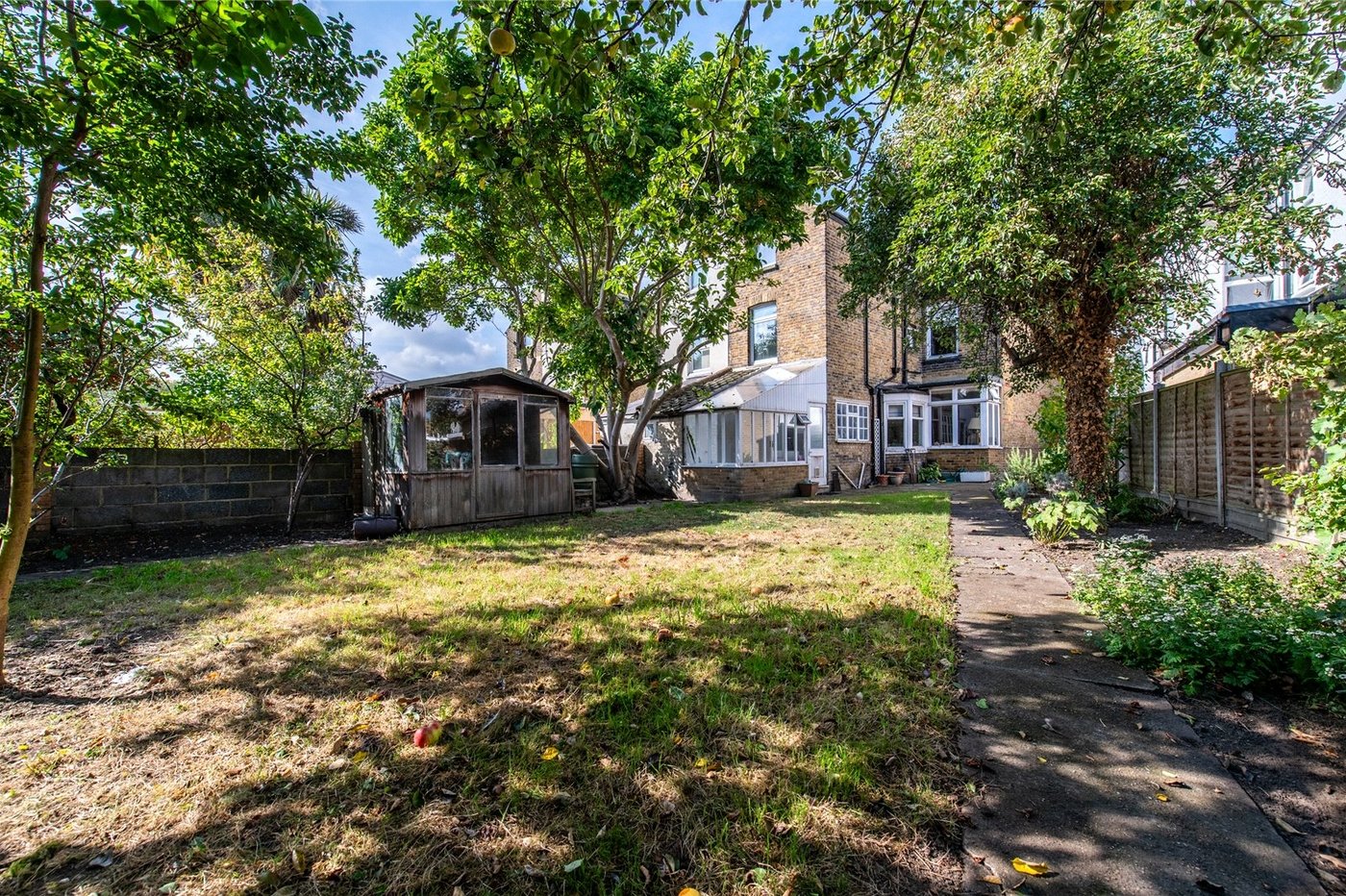 4 bedroom house for sale in Gravesend | Robinson Michael & Jackson