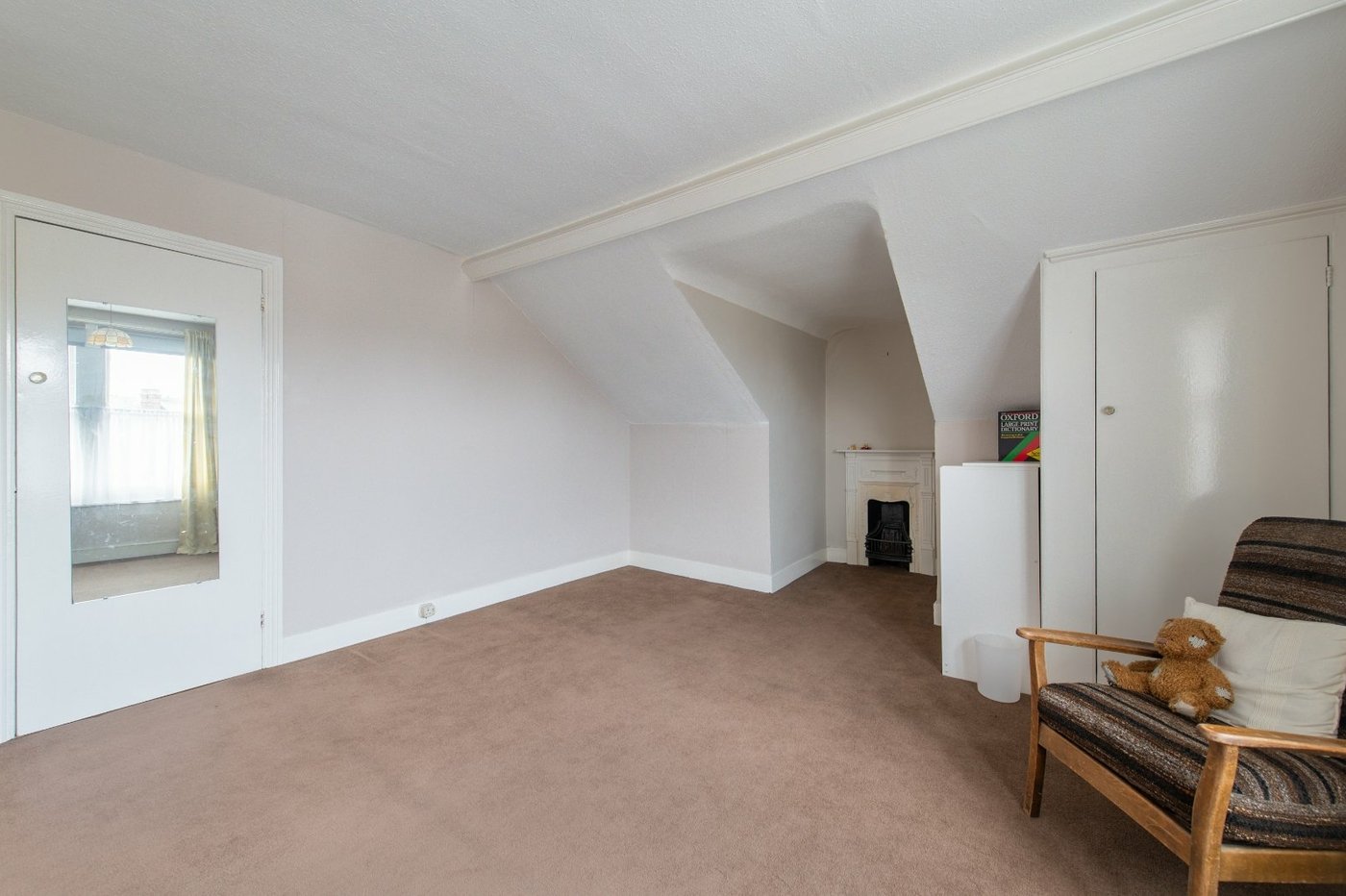 6 bedroom house for sale in Gravesend | Robinson Michael & Jackson