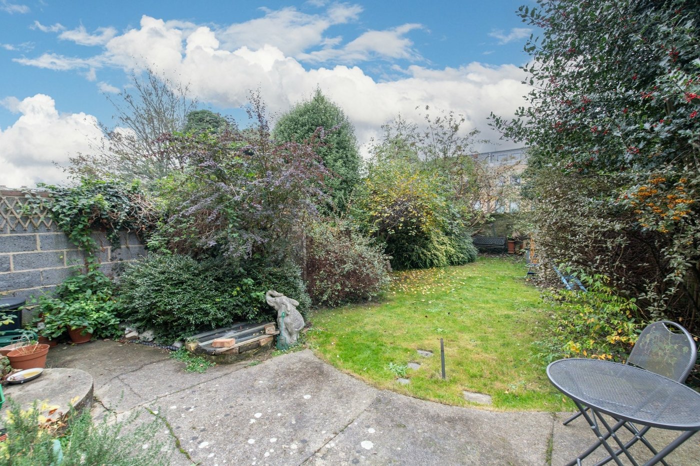 6 bedroom house for sale in Gravesend | Robinson Michael & Jackson