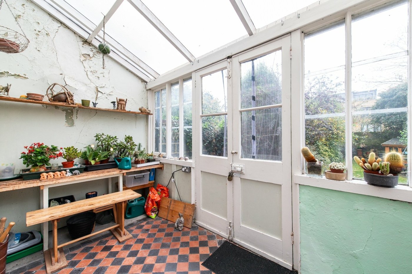 6 bedroom house for sale in Gravesend | Robinson Michael & Jackson