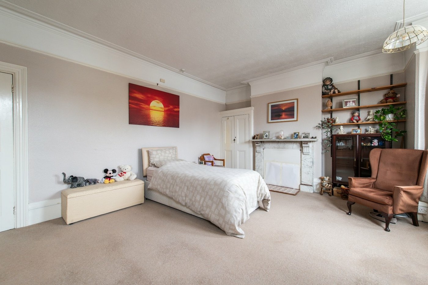 6 bedroom house for sale in Gravesend | Robinson Michael & Jackson