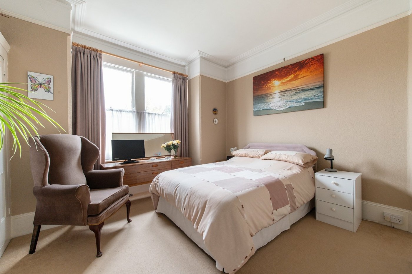 6 bedroom house for sale in Gravesend | Robinson Michael & Jackson